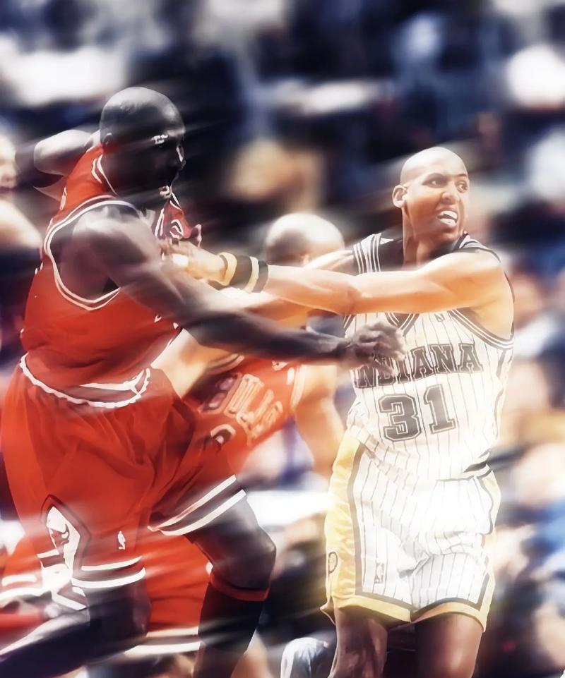 包含多伦多猛龙远射贴柱蒂姆与80激战公牛分钟，现场解说直呼：集结日明尼苏达森林狼备战德甲的词条